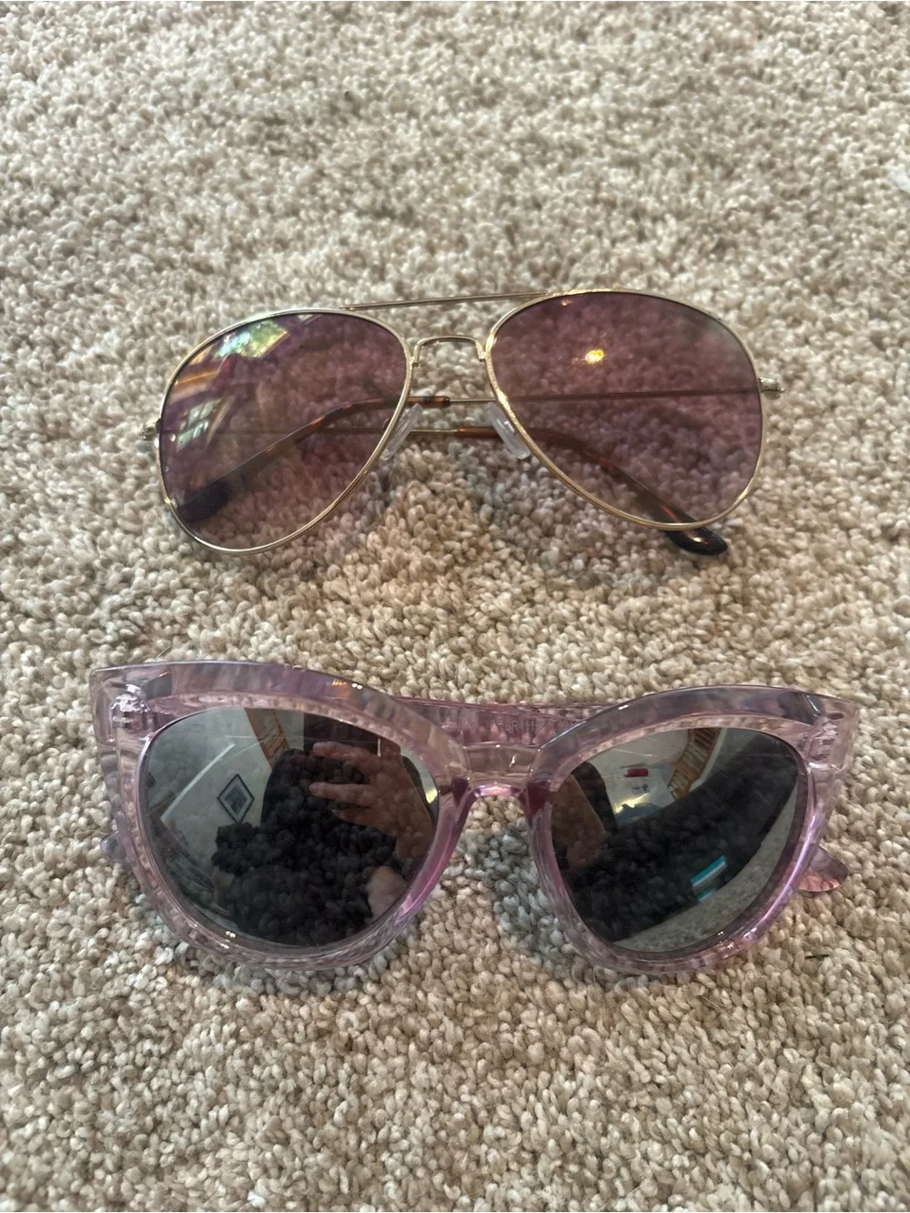 Set of 2 Women's Sunglasses from Urban Outfitters